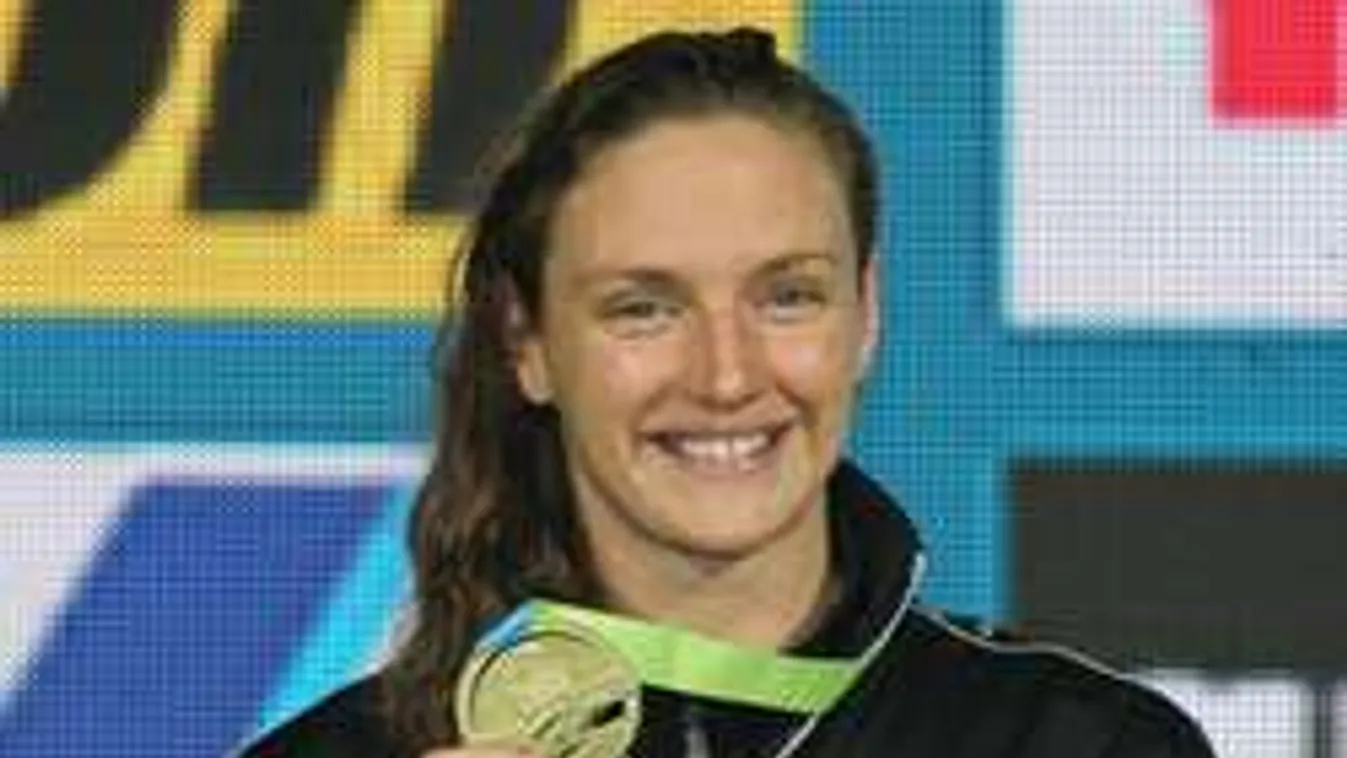 Ez Hosszú Katinka súlyos csomagja a hazaútra