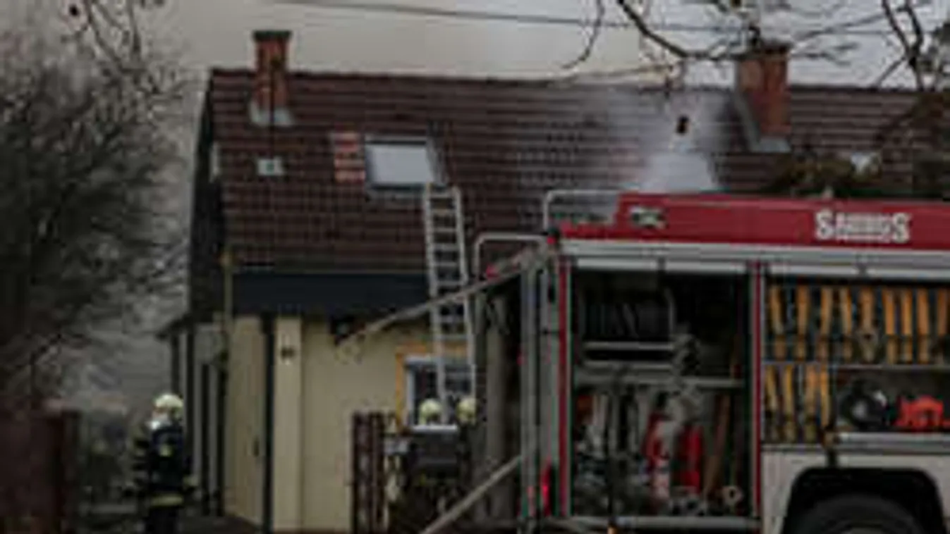 Itt vannak az első képek a brutális pesti tűzvészről