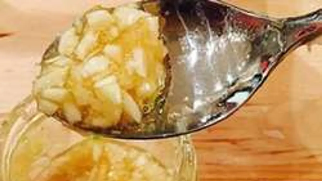 Csodát művel testeddel a fokhagyma-méz kombó