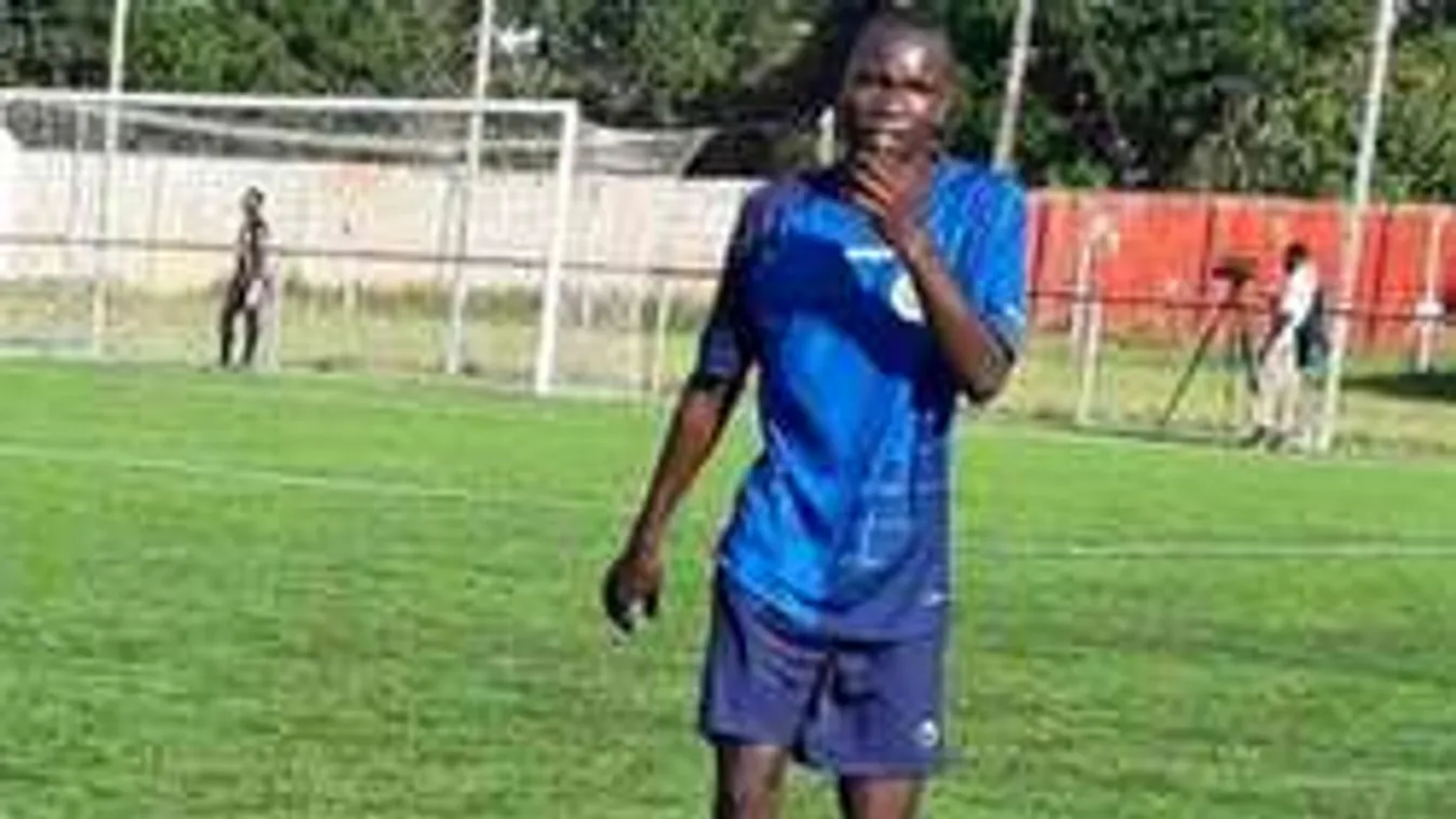 Megrázó: csodagólt rúgott, aztán meghalt a tinifocista - Videó