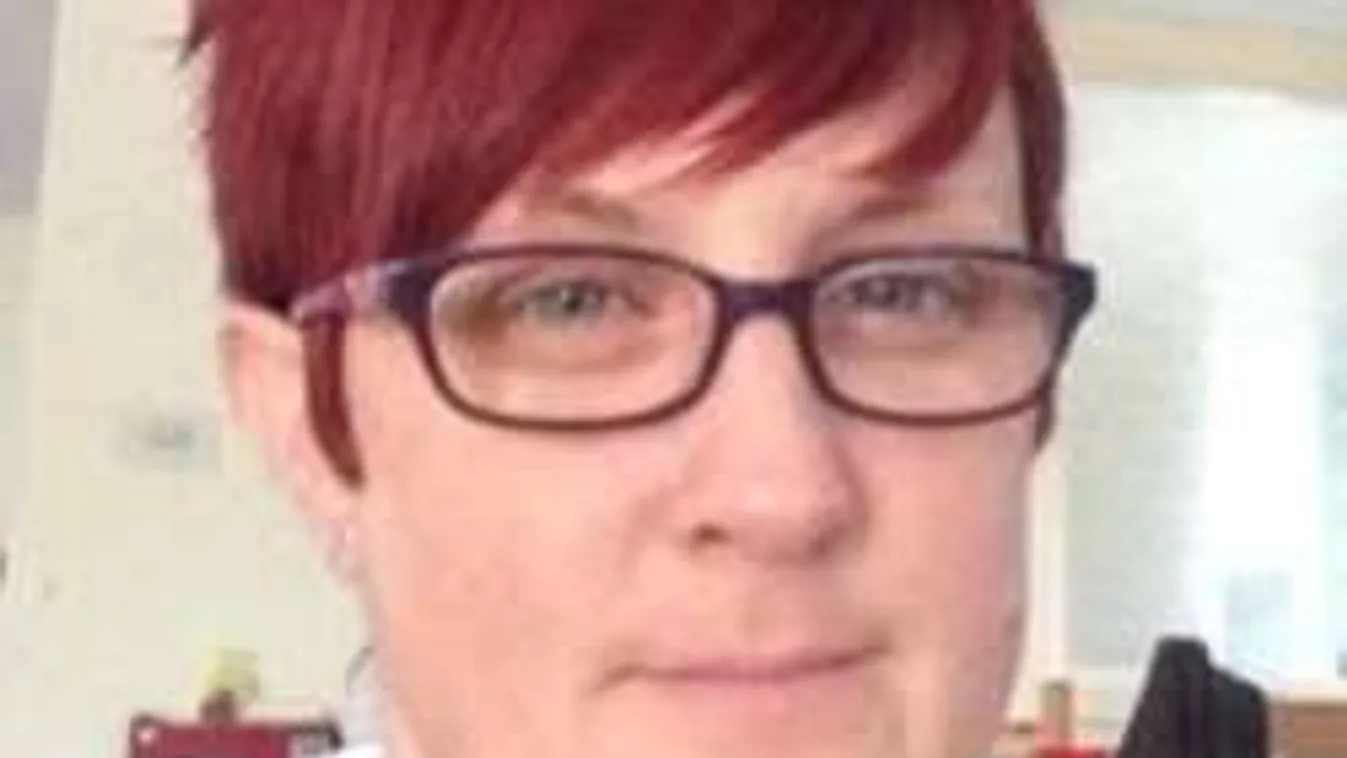 A Facebookról derült ki, hogy két férje van