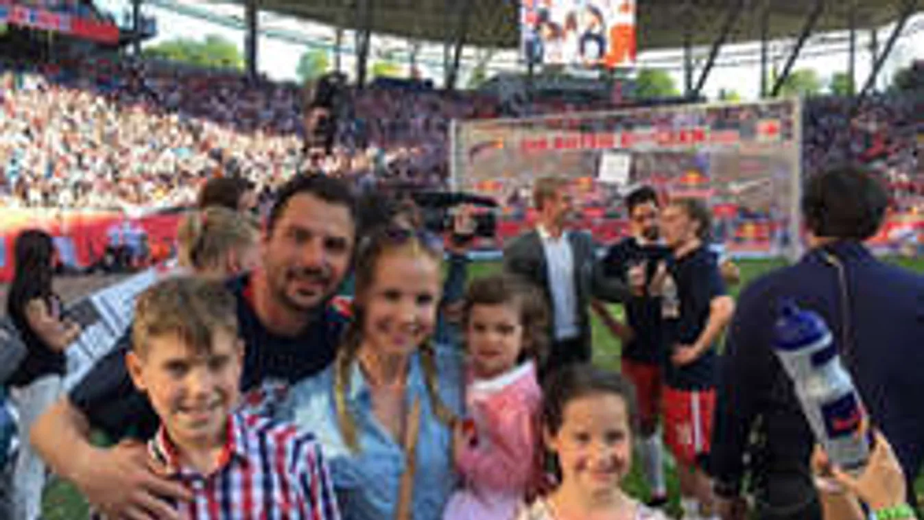 Vallomás, csodás életet él a magyar futballedző