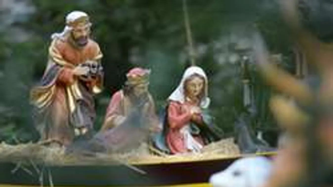 A muszlimok jöttek, Jézuska megy - Betiltják a betlehemezést
