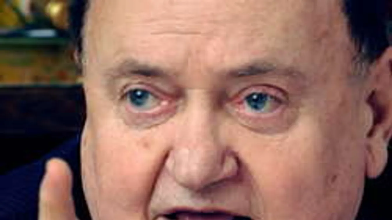 Torgyán József döntött a kórházban: visszavonul