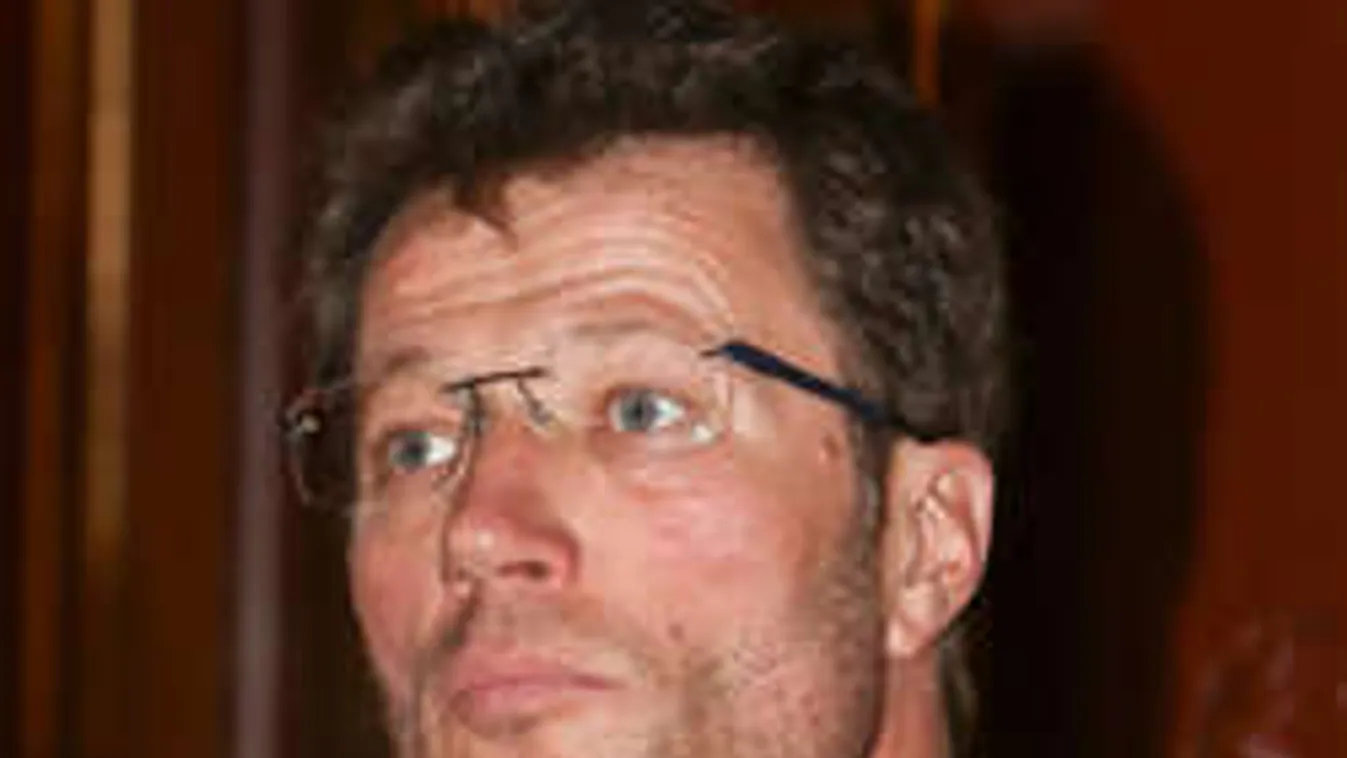 Állandó bizonyítási vágy miatt volt hűtlen Stohl András?