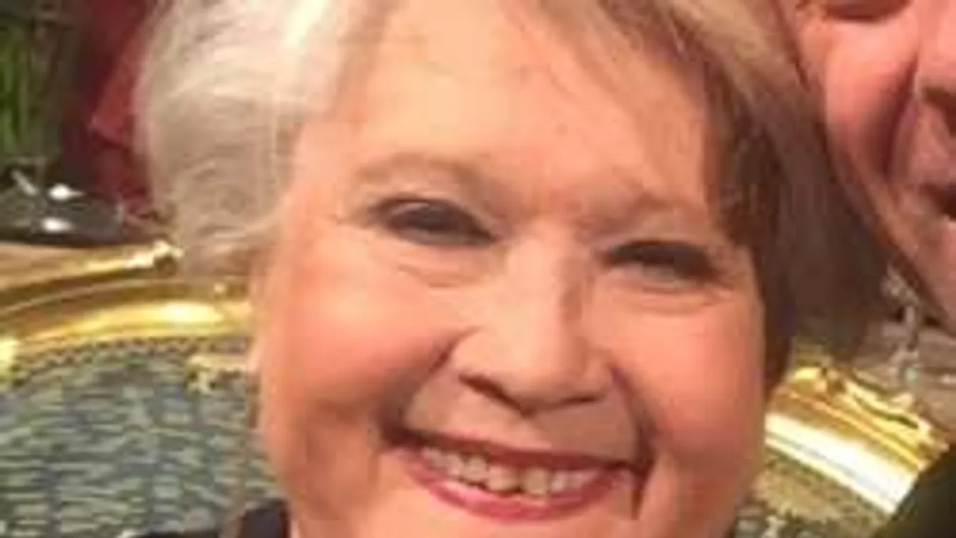 Mi történt? Hihetetlenül megfiatalodott a 85 éves Galambos Erzsi!