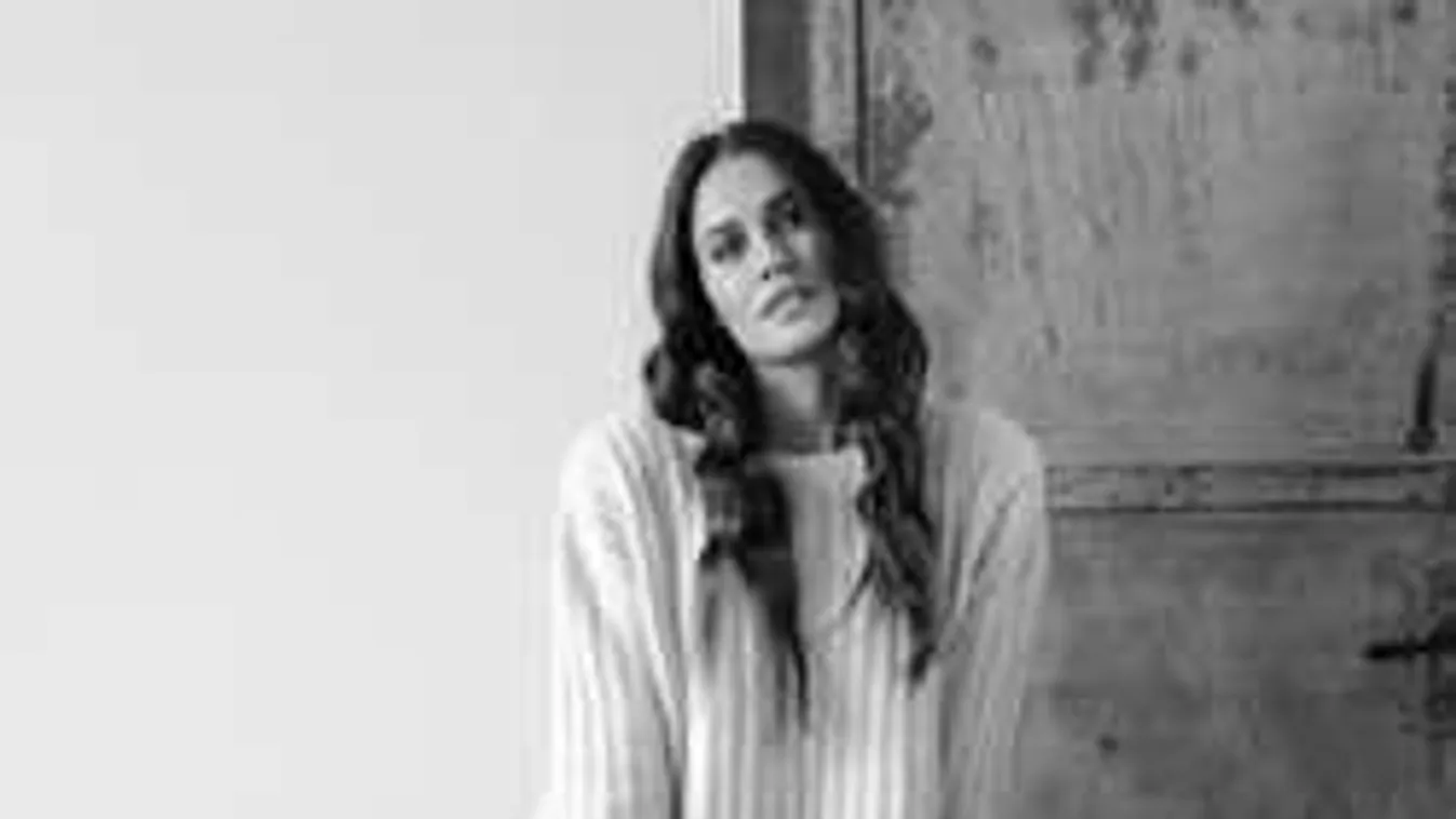 Egymással pózol a két legszexibb magyar úszó