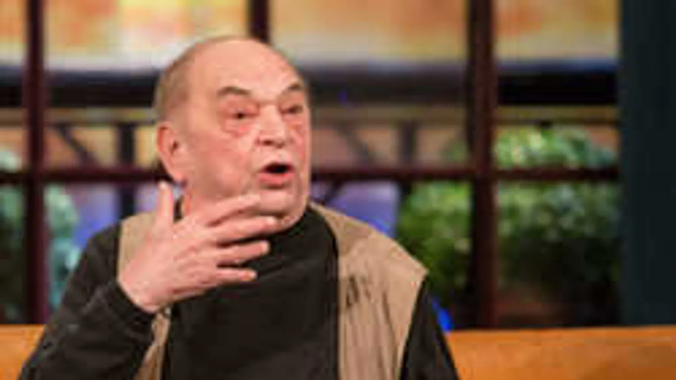 Kitálaltak a művészek: le a haszontalan celebekkel!