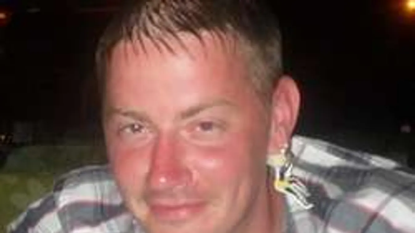 A muszlim pénztáros nem volt hajlandó beütni a bor árát a gépbe...