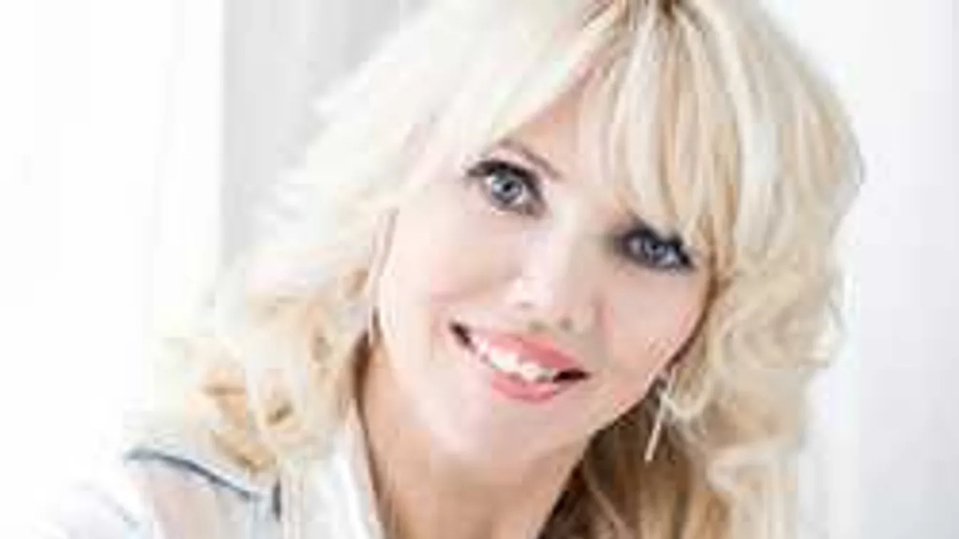 Most jelentette be: ekkor ad életet kislányának a magyar sztár