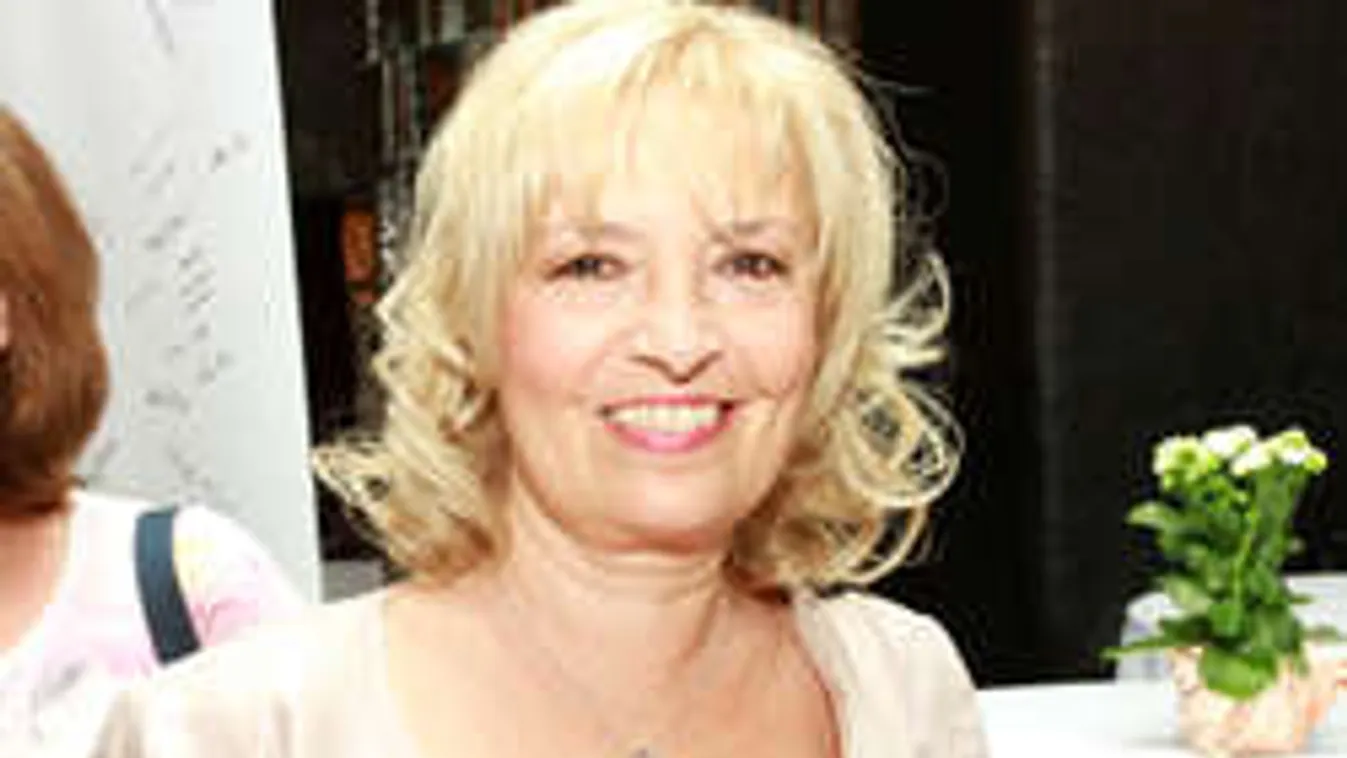 Megtanulta elfogadni a korát Ábrahám Edit