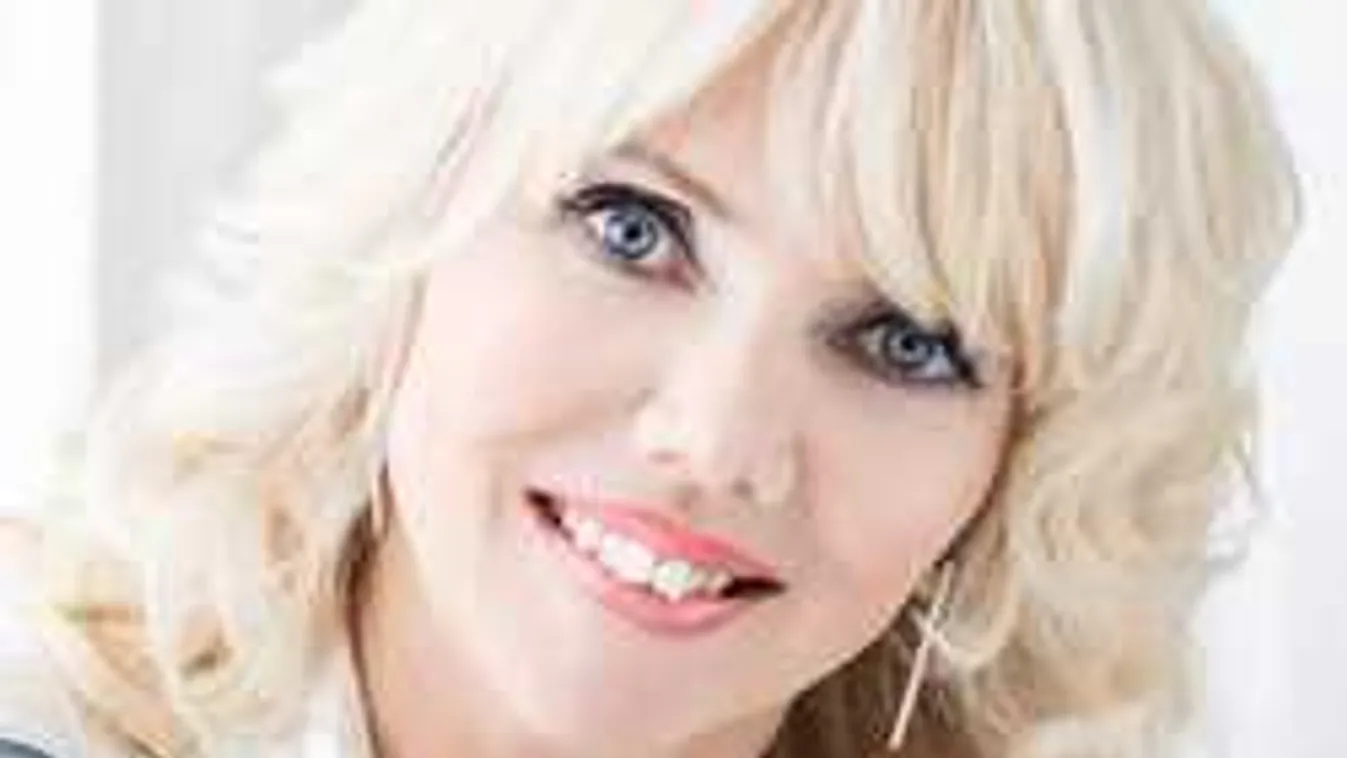 Először szólalt meg szülése óta Fejős Éva