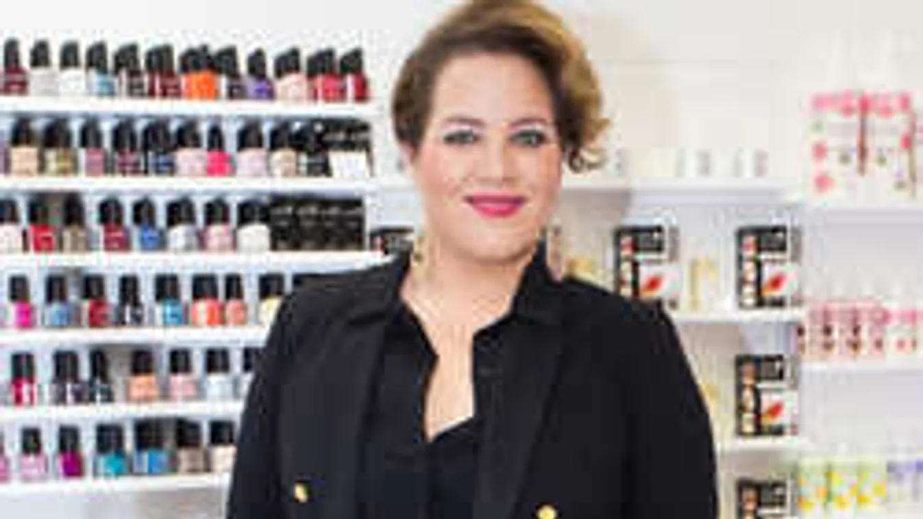 Leesik az állad Tóth Vera szexis ágyjelenetétől