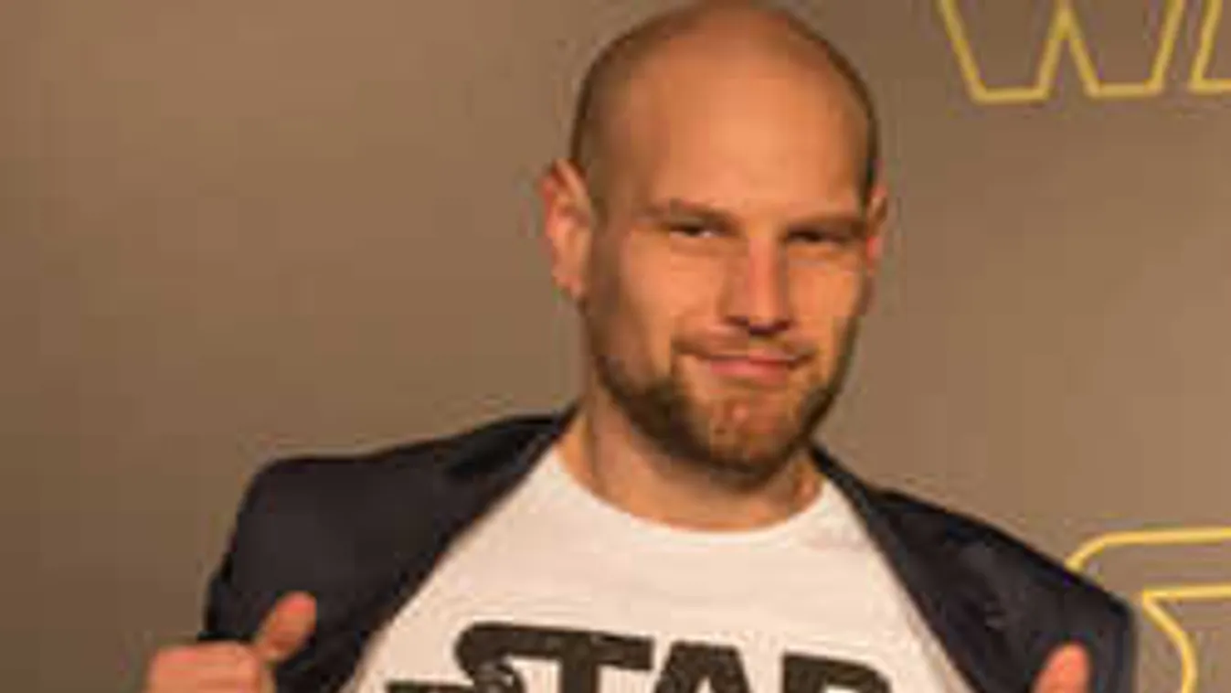 Durva balesetet szenvedett a magyar sztárénekes