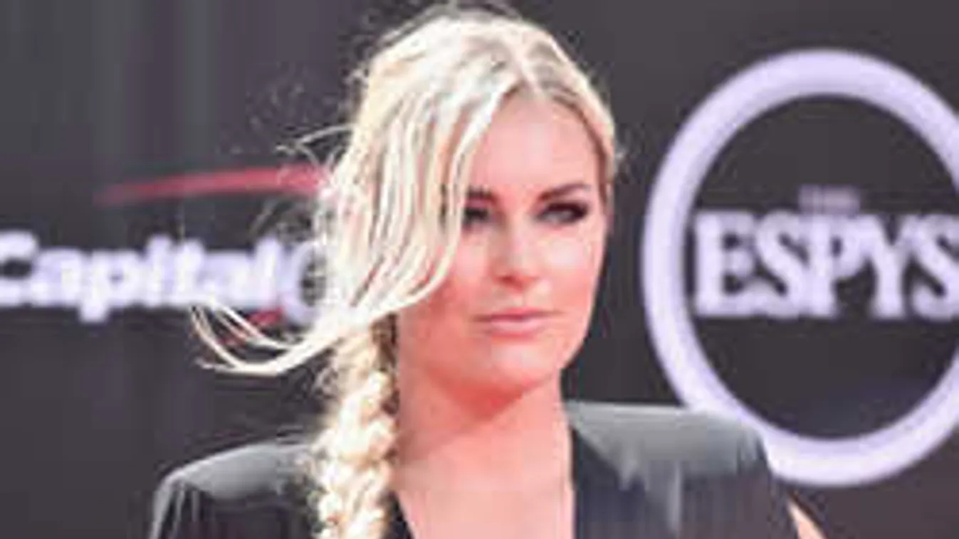 Erre vártunk, visszatér a legszexibb síelő szépség