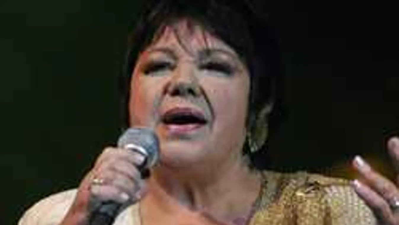 Méltatlan: Garázsvásáron árulják a magyar énekeslegenda relikviáit!