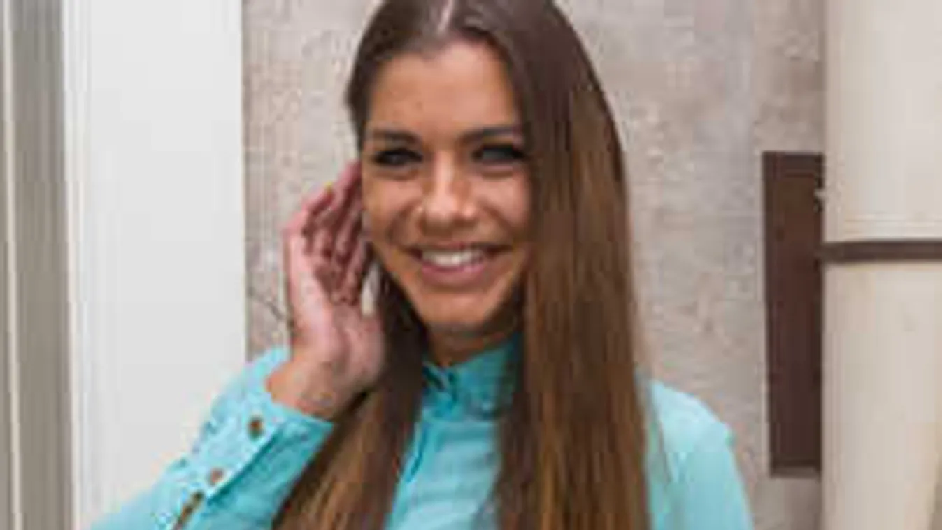 Árulkodó fotó! Titokban férjhez ment a magyar énekesnő?