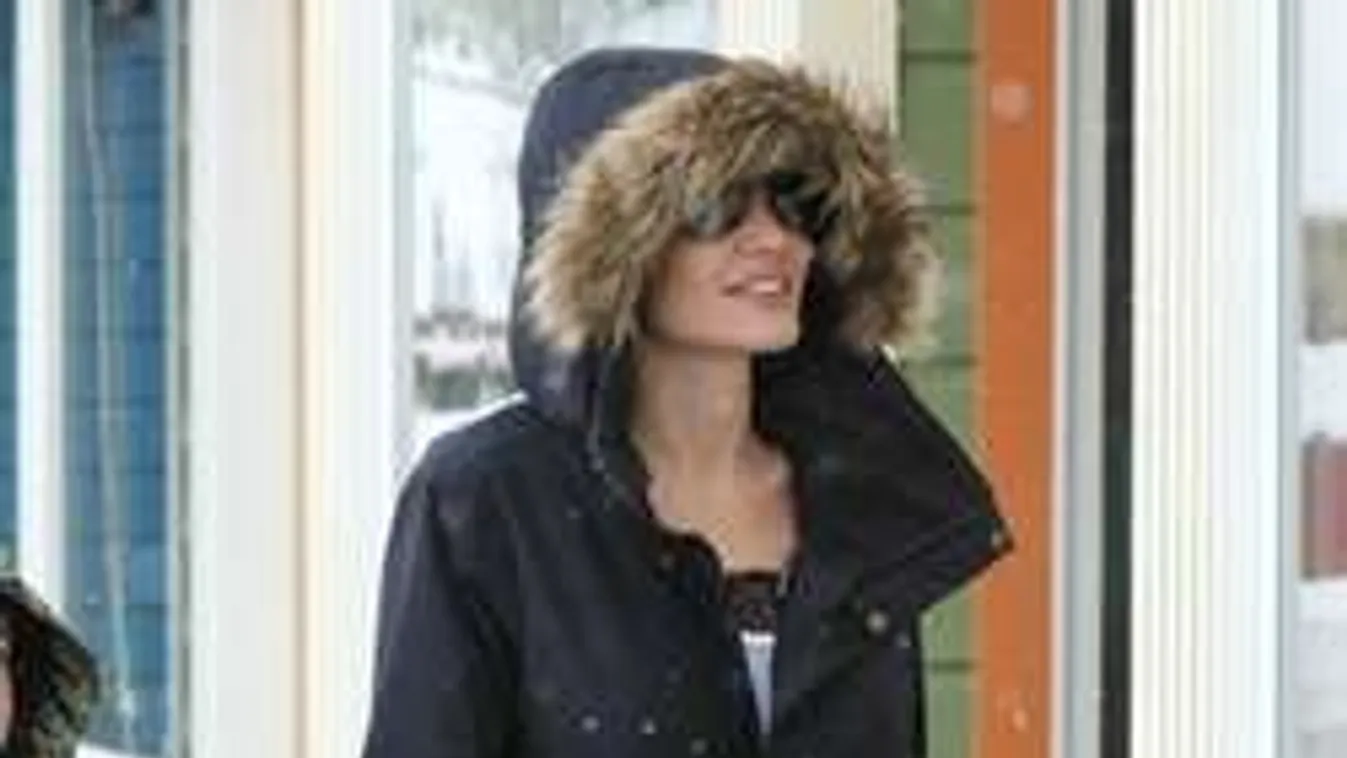 Angelina Jolie régen volt ilyen vidám