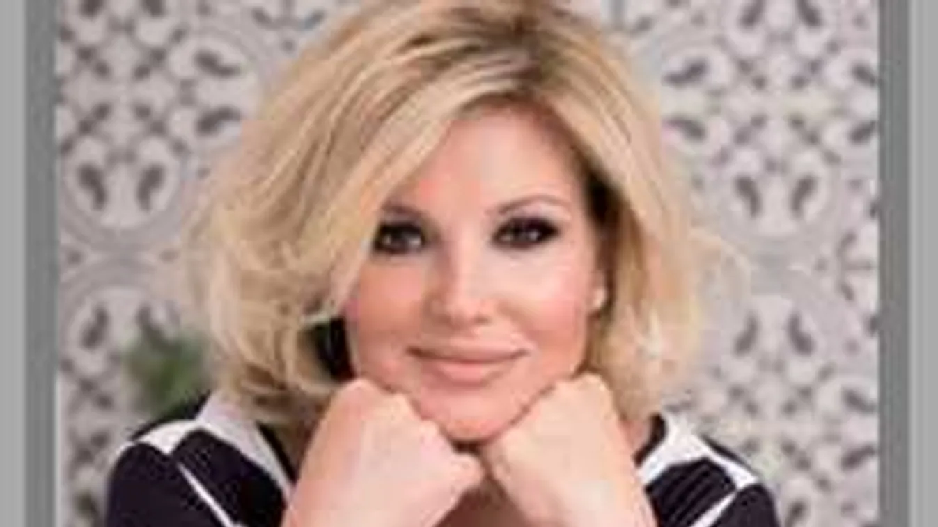 Hoppá: Fenevad őrzi Liptai Claudia kisfiát