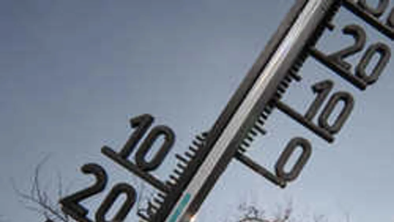 Több hullámban támadt az időjárás! Itt csap le ma a vihar