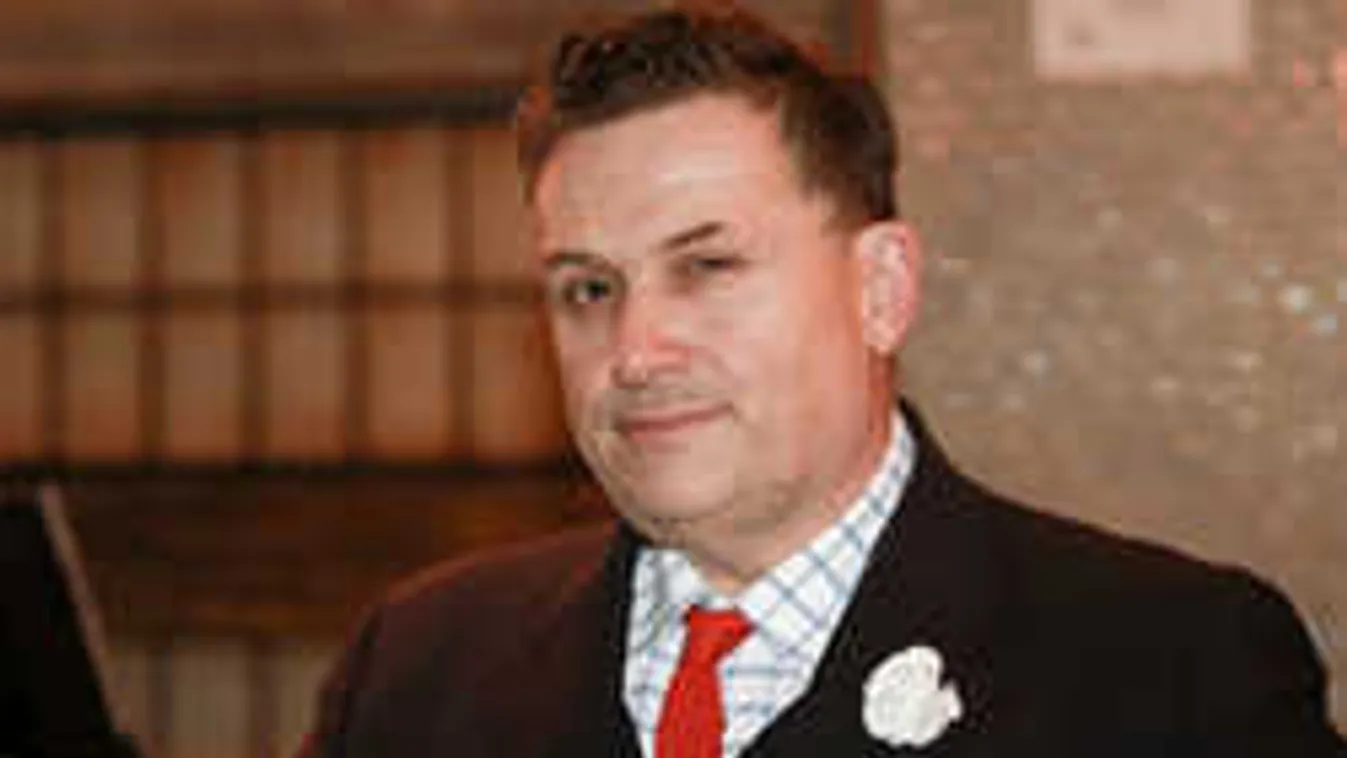 Sok pénz ütheti Lagzi Lajcsi markát: térdre kényszerítette a biztosítót