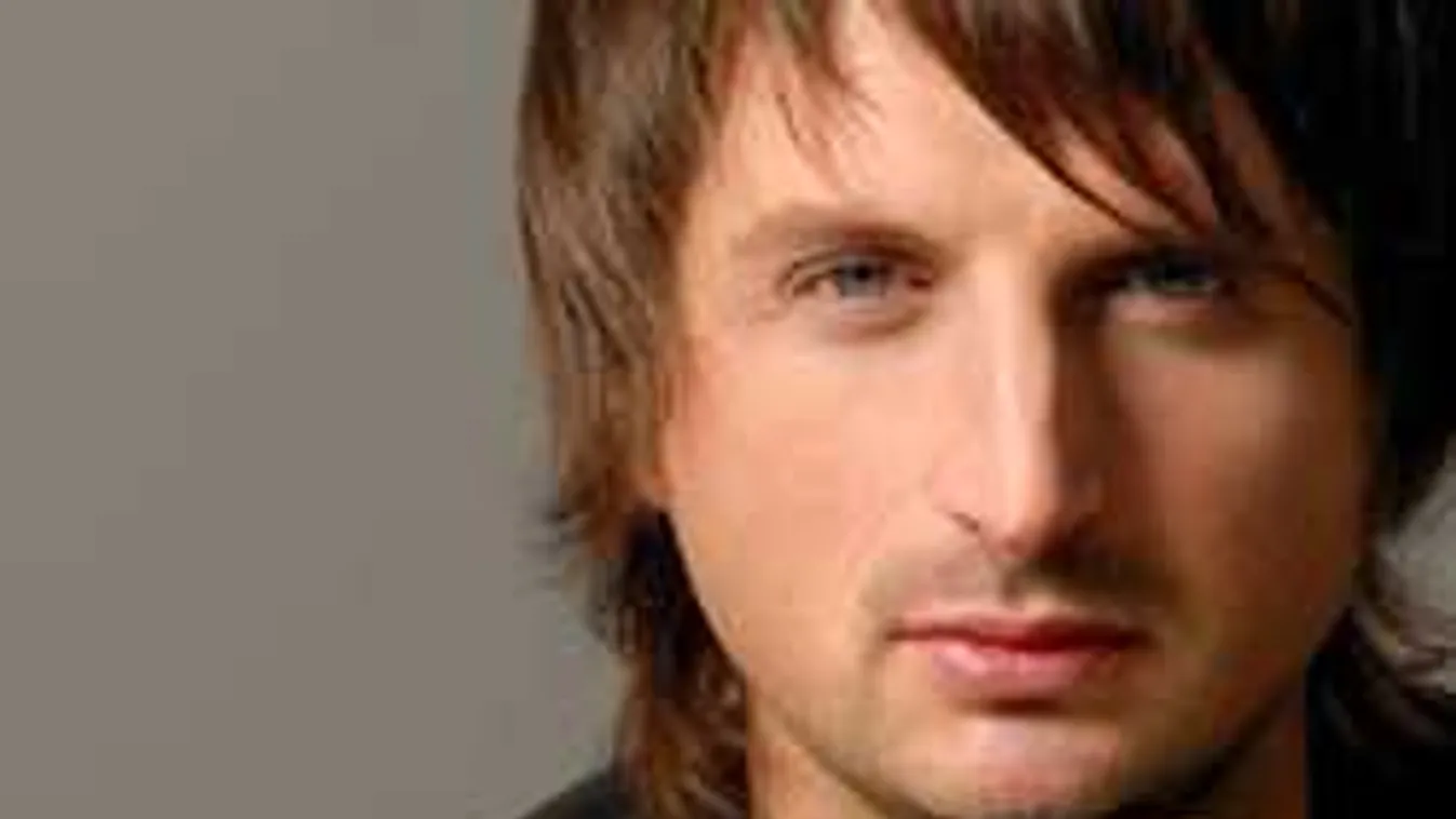 Nem hiszed el, hova vitte feleségét Edvin Marton