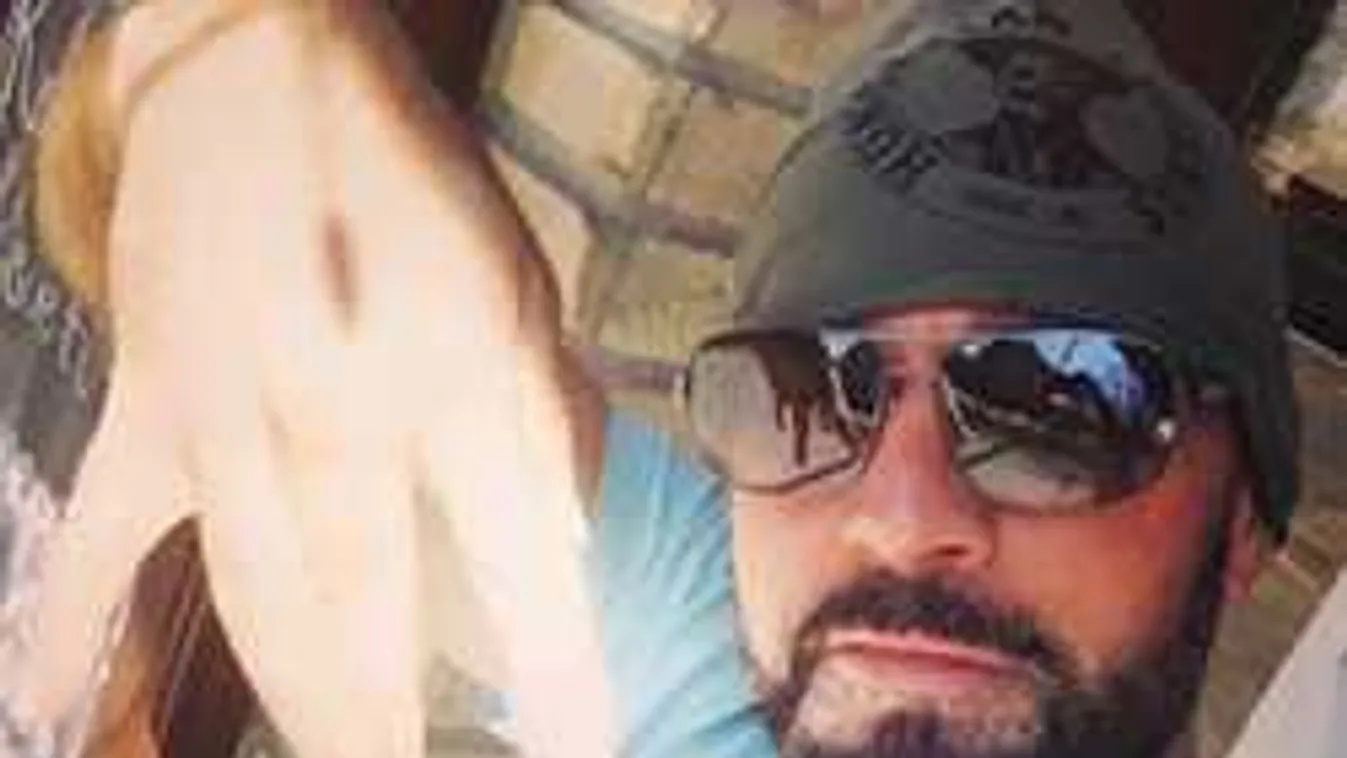 Meg sem született, de kiderült, kire hasonlít Dopeman unokaöccse