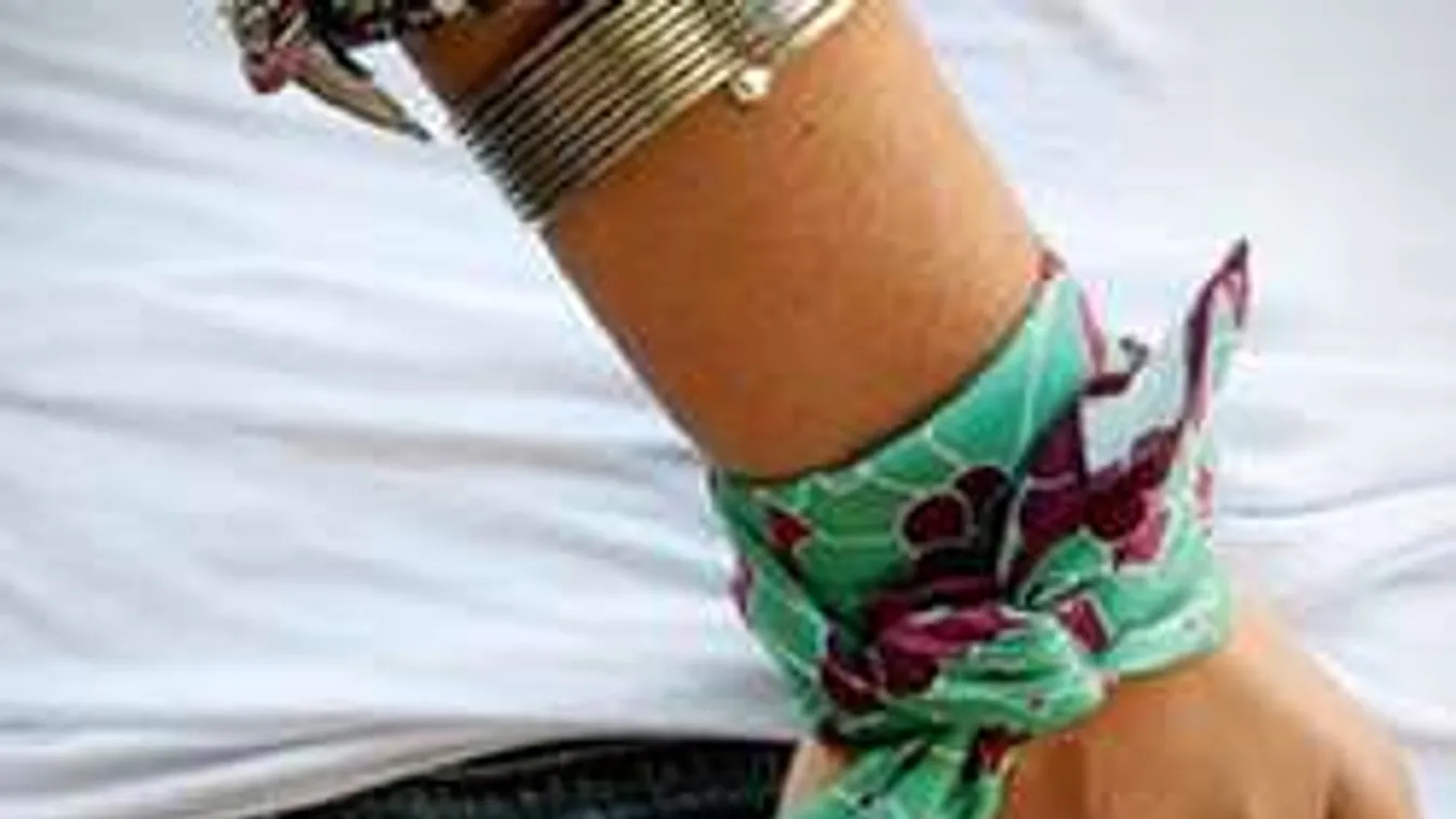 Hihetetlen, miből készül a legolcsóbb karkötő