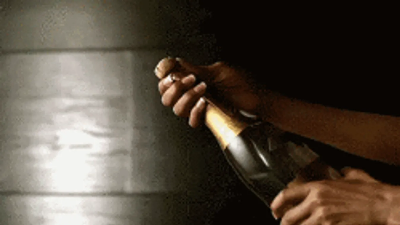 Hamarosan szexelhet a férfi, aki bionikus péniszt kap