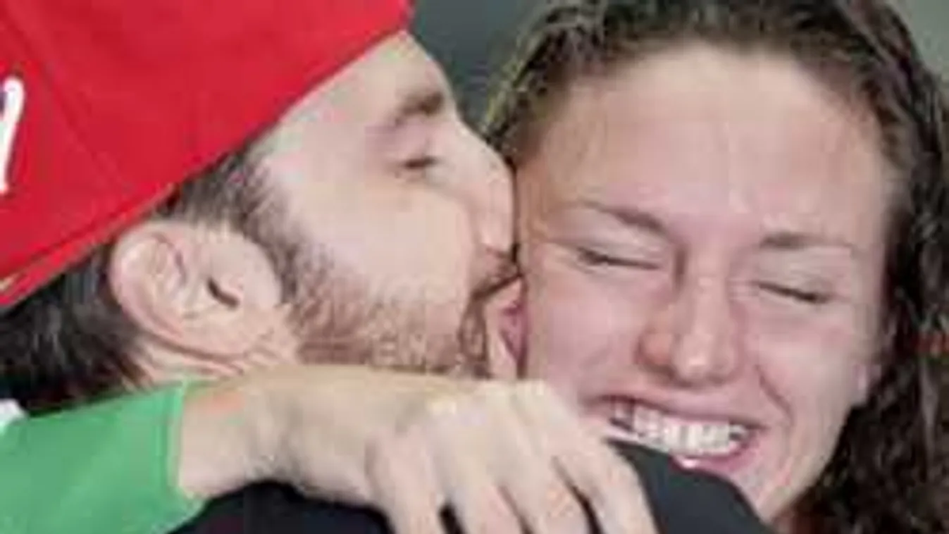 Meglepő fotó, ekkorát még nem utazott Hosszú Katinka