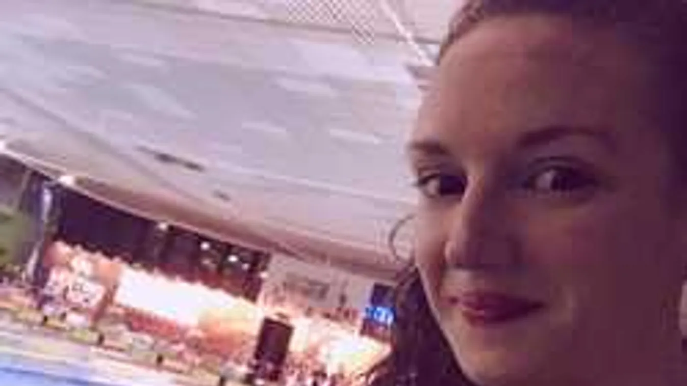 Hosszú Katinka ágynak dőlt