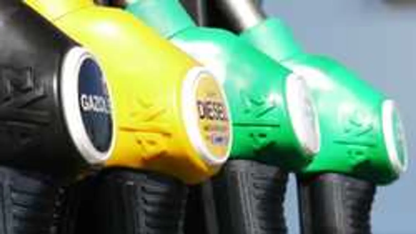 Botrány a benzinkúton: autókat tett tönkre a tévedés