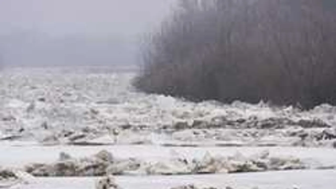 Jön a jeges ár a Tiszán