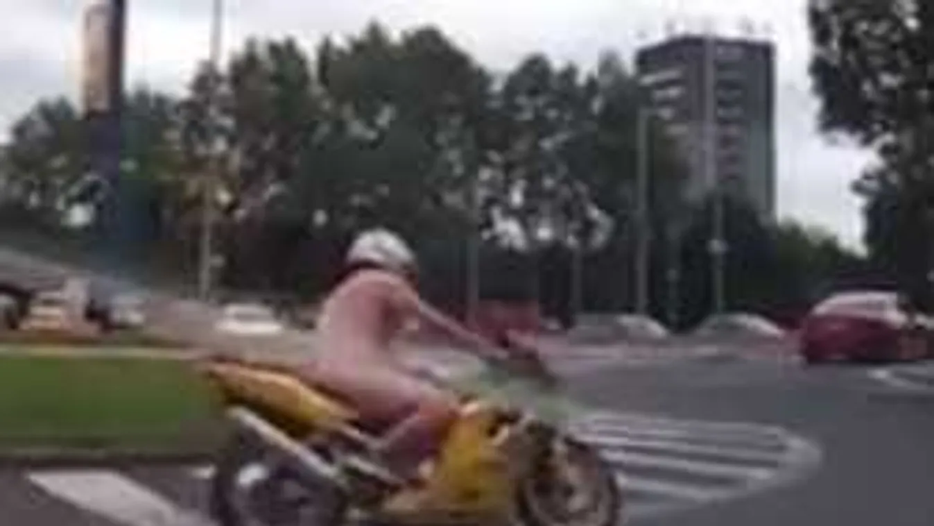 Borzalmas baleset: Brutálisat esett a motoros - Videó