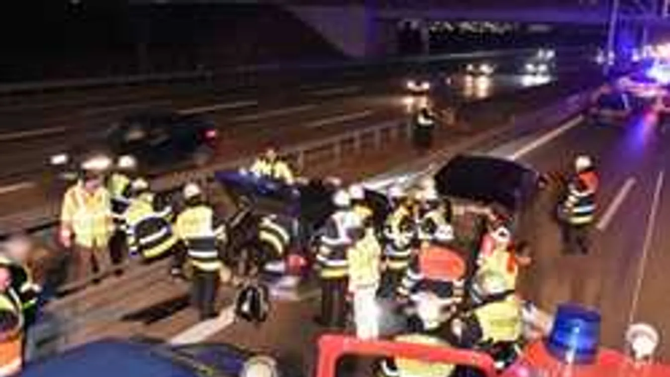 Mint egy akciófilmben: hős autós akadályozta meg a tömegkarambolt