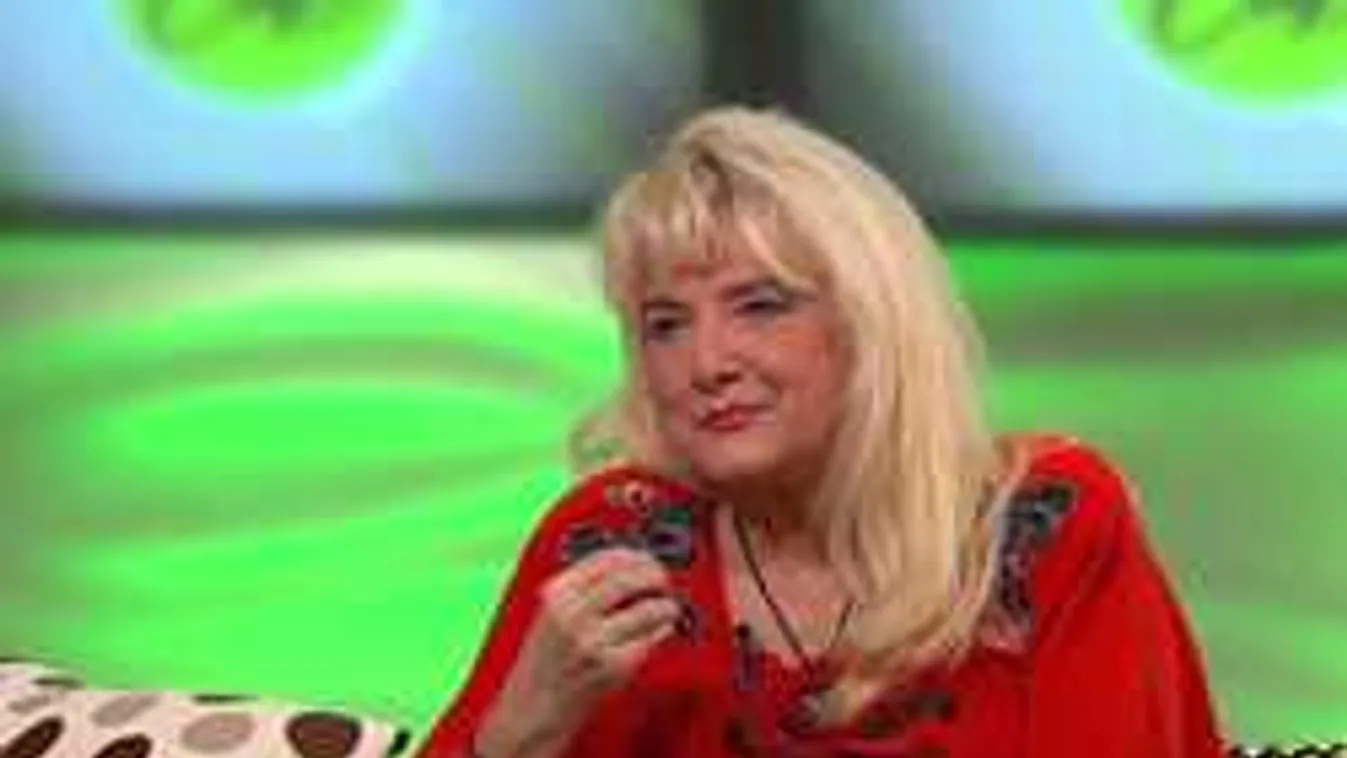 Csúnyán kiakadt a magyar énekesnő