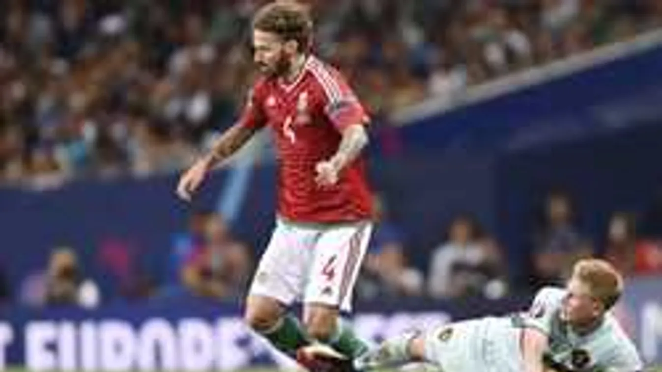 Ukrán modellel kavar a magyar sztárfocista?