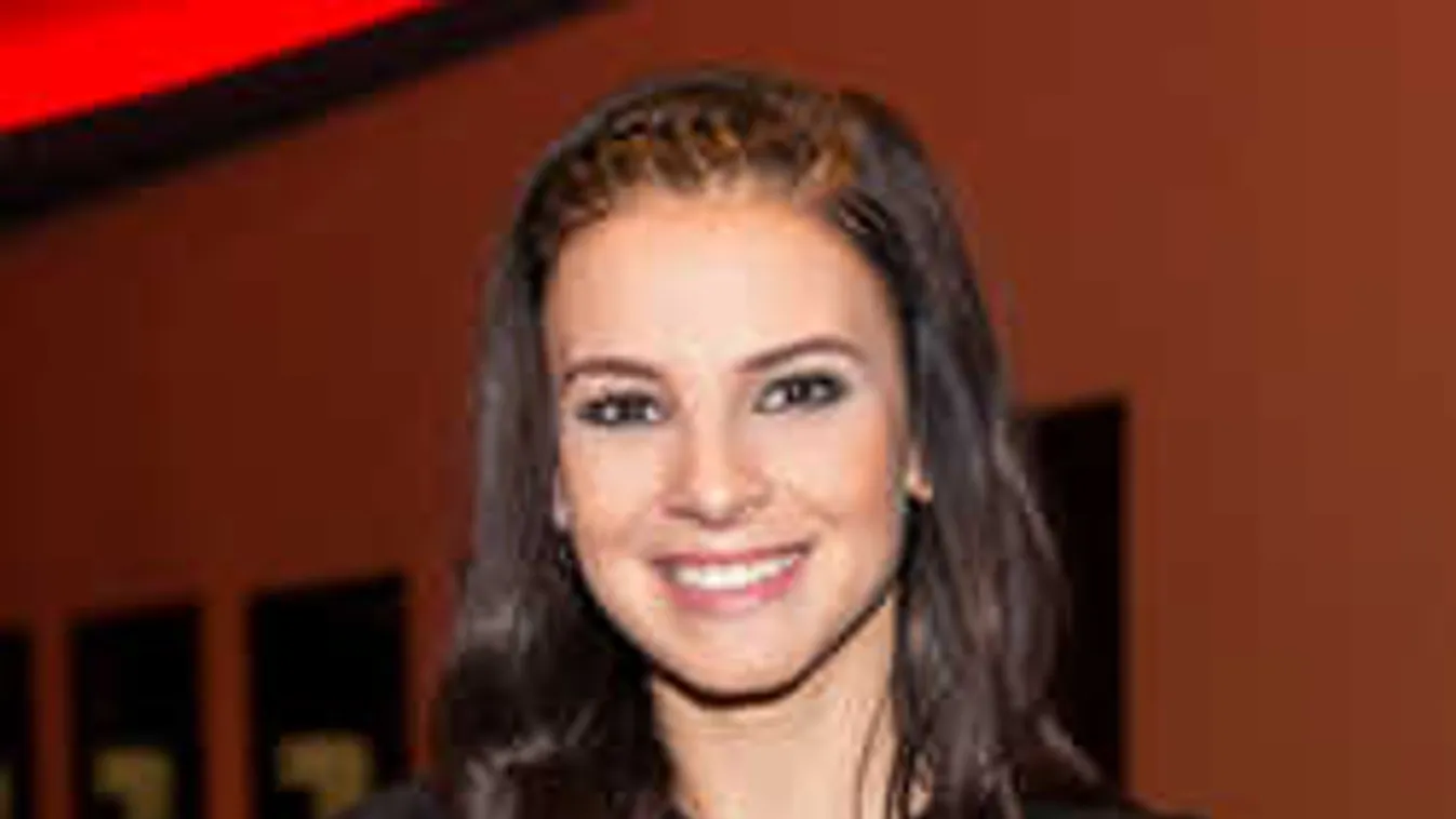 Hoppá, újabb karkötőt kapott Sarka Kata!