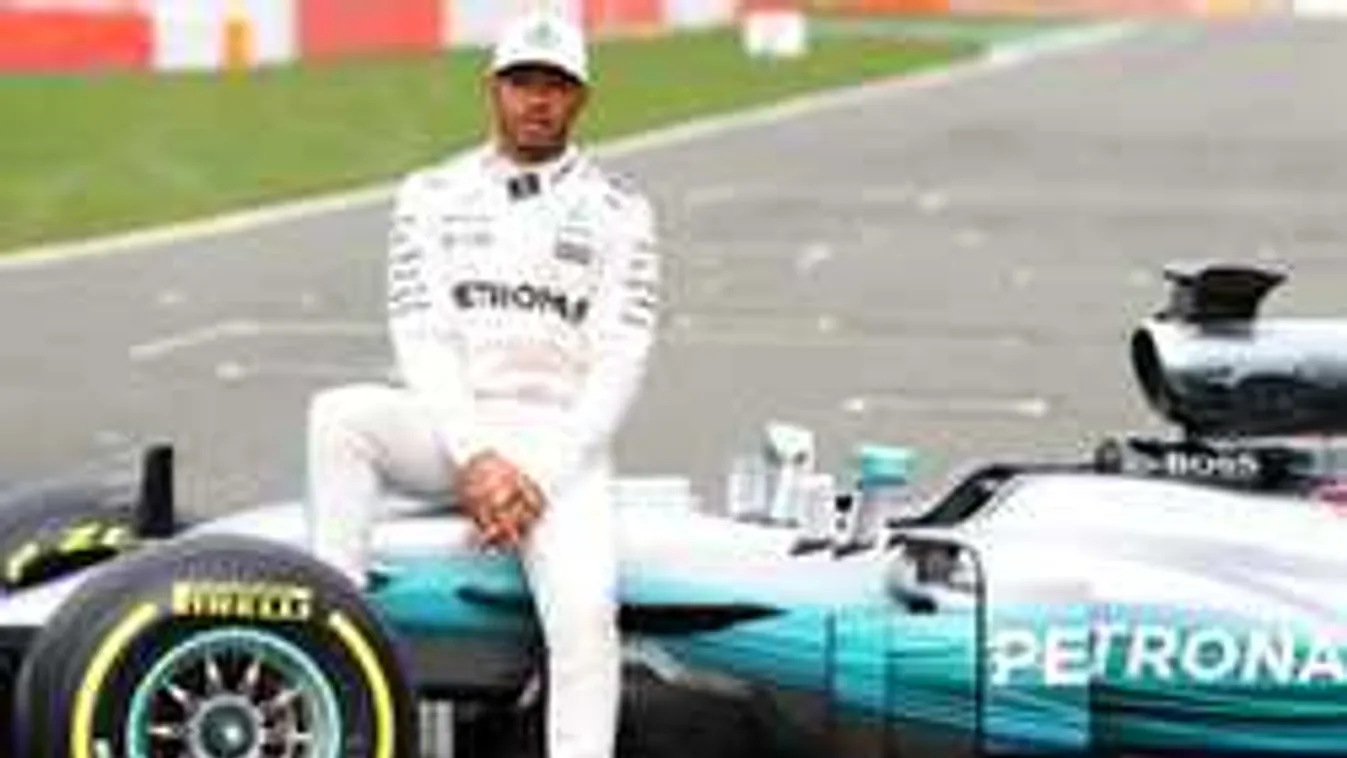 Hamilton mindenkit meglepett, a visszavonulásról beszélt