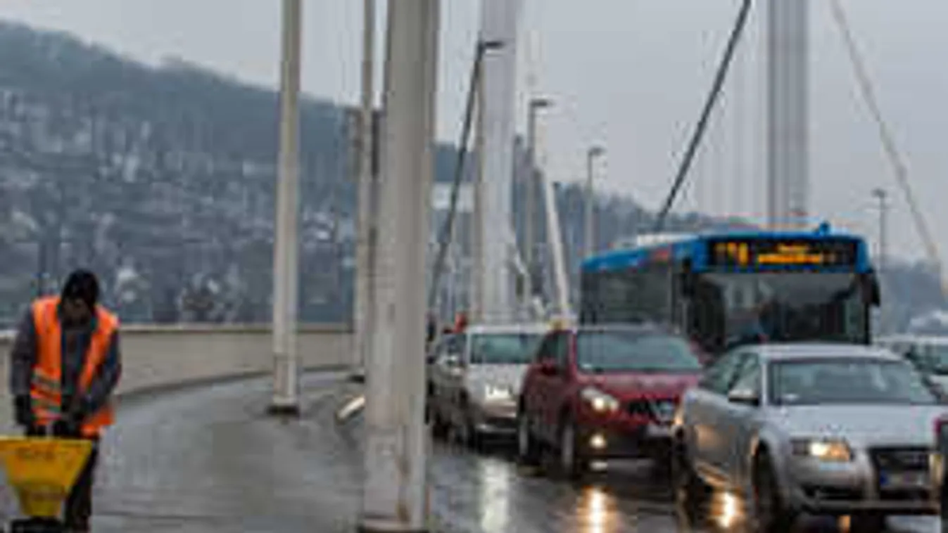 Kegyetlen csavar az időjárásban: órákon belül lecsap a vihar