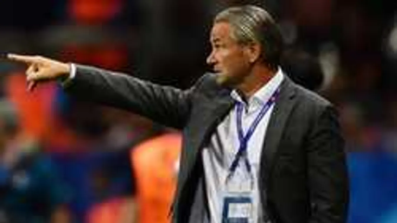 Sorsdöntő csata, Storck Ronaldótól sem fél