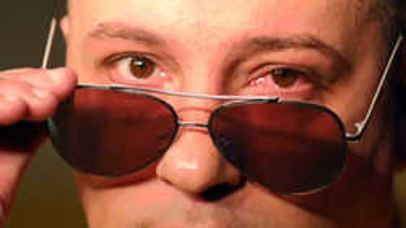 Átterjedt a gyulladás L.L. Junior másik szemére is