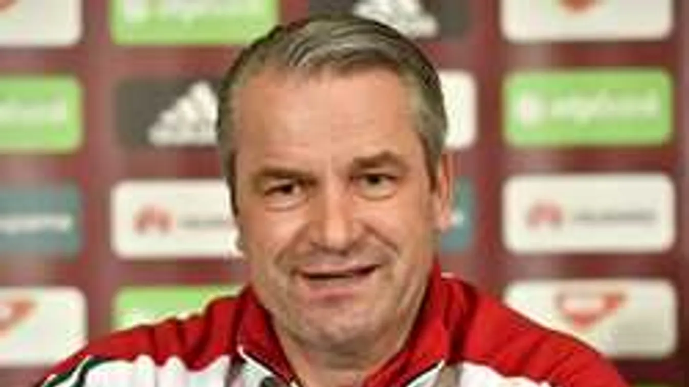 Támadás érte Storckot, így reagált a kapitány