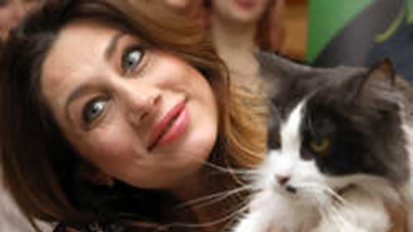 Horváth Éva Vadon Janival cicázott