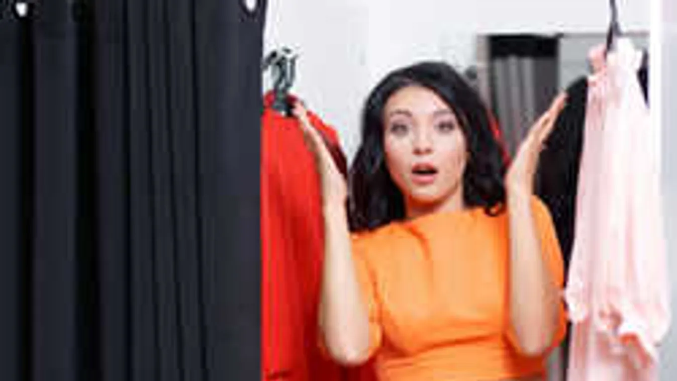 Vigyázz, pokolian átvernek a próbafülkében!