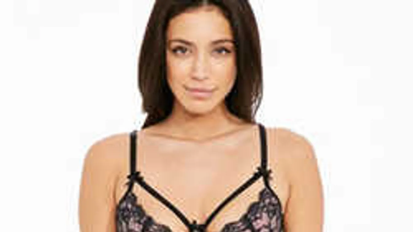 Titokzatosan mutatnak meg mindent ezek a fehérneműk