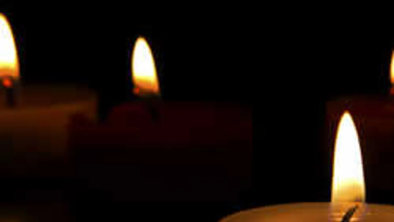 Tragikus hirtelenséggel elhunyt a fiatal magyar énekesnő - Fotó