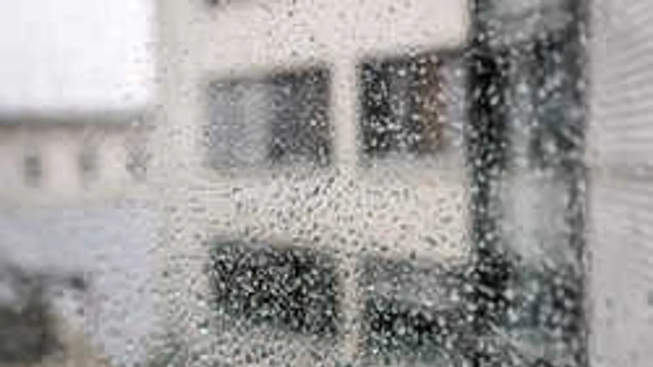 Durva időjárás érkezik ma reggel