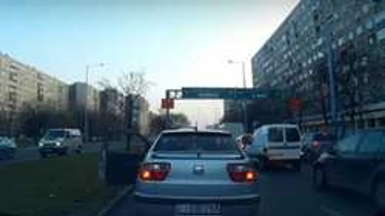 Olyat tett a férfi a budapesti dugóban, amire senki sem számított! - videó