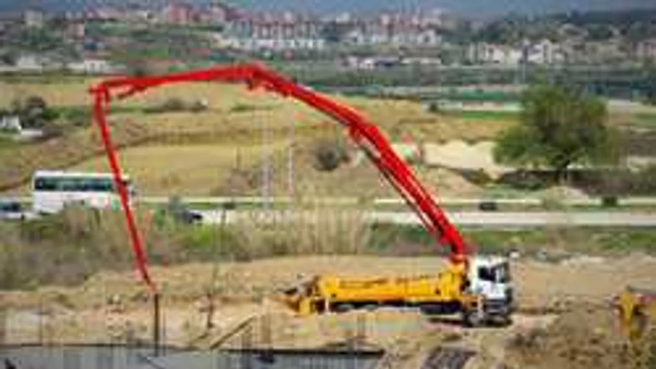 Cement- és betonipari képzés indult a PTE-n